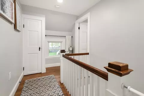 Entry Way - 8 Crosby, Beverly, MA 01915 photo 2 of 2