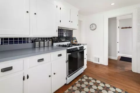 Kitchen - 8 Crosby, Beverly, MA 01915 photo 2 of 4
