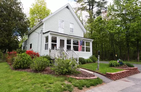 28 Howard Ave, Brockton, MA 02302