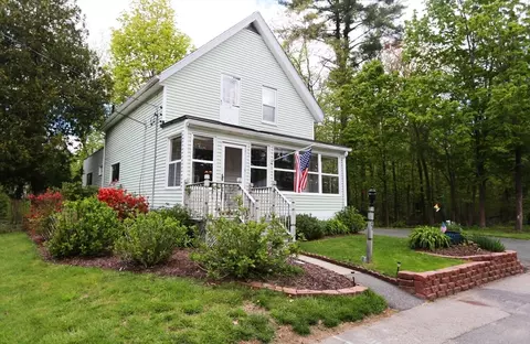 28 Howard Ave, Brockton, MA 02302
