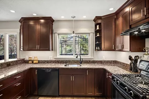 298 Hampshire Rd # A, Methuen, MA 01844 photo 13