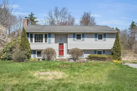 314 Hill Rd, Groton, MA 01450