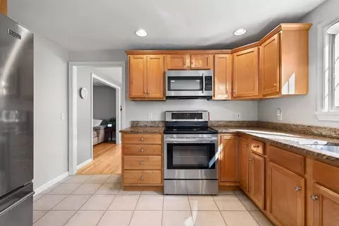 Kitchen - 8 Tobin Dr, Dudley, MA 01571 photo 1 of 3