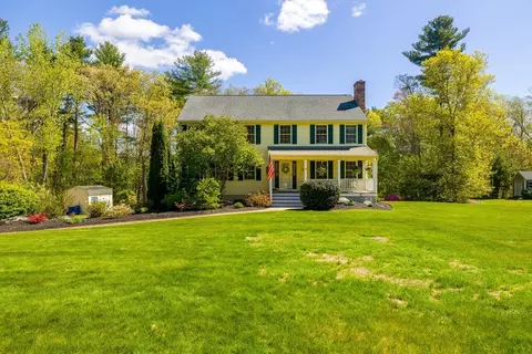 Exterior - 8 Tobin Dr, Dudley, MA 01571 photo 2 of 8
