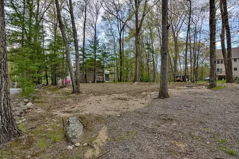 Exterior - 44 Bailey Ln, Georgetown, MA 01833 photo 9 of 10