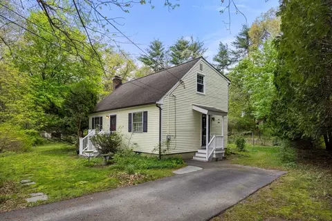 33 Boeske Ave, Maynard, MA 01754 photo 2