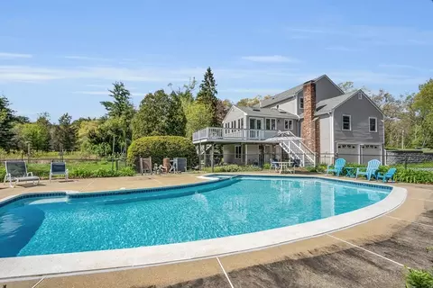 1 Chester Rd, Boxborough, MA 01719