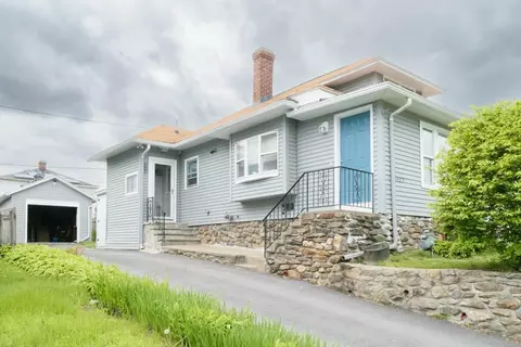 124 Farrar Ave, Worcester, MA 01604