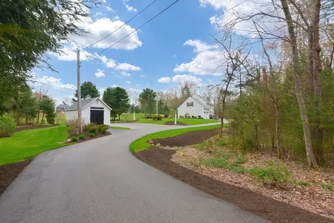 Exterior - 128 Smith St, Attleboro, MA 02703 photo 3 of 10