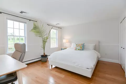 Bedroom - 128 Smith St, Attleboro, MA 02703 photo 1 of 6