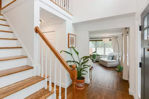 Entry Way - 128 Smith St, Attleboro, MA 02703 photo 1 of 4