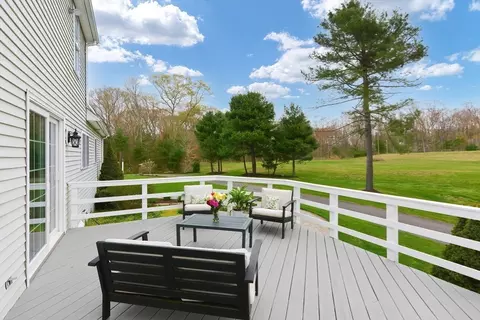 Exterior - 128 Smith St, Attleboro, MA 02703 photo 8 of 10