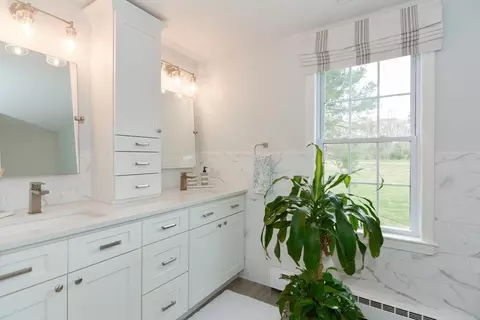 Bath - 128 Smith St, Attleboro, MA 02703 photo 3 of 4