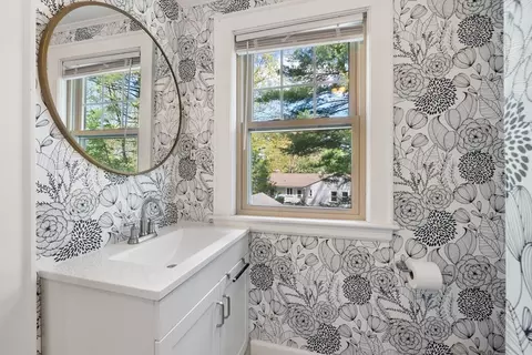 Bath - 20 Lawrence Rd, Reading, MA 01867 photo 3 of 3