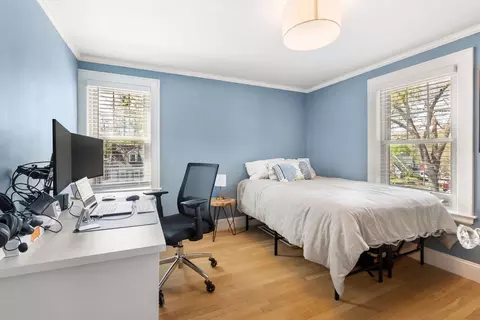 Bedroom - 20 Lawrence Rd, Reading, MA 01867 photo 2 of 3
