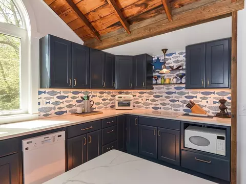 38 Cote Ln, Sutton, MA 01590 photo 5