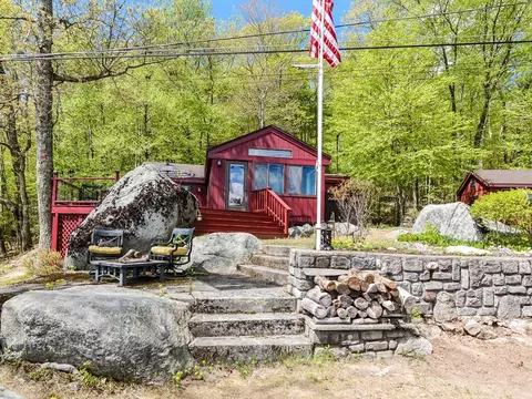38 Cote Ln, Sutton, MA 01590 photo 2