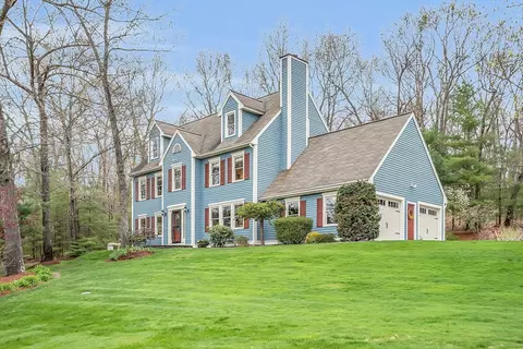 15 Northwoods Rd, Groton, MA 01450