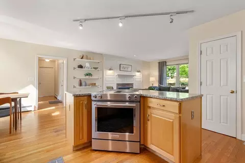 39 Prospect St, Wellesley, MA 02481 photo 7