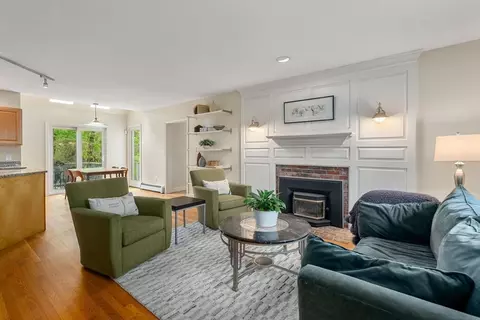 39 Prospect St, Wellesley, MA 02481 photo 3