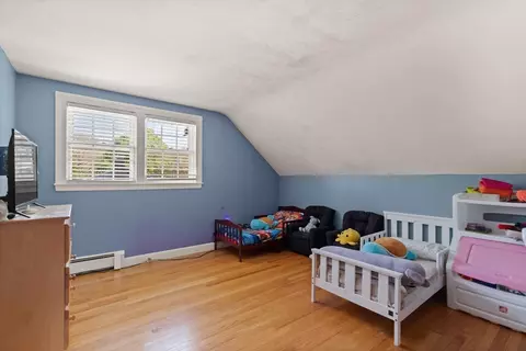 Bedroom - 10 Powers St, Beverly, MA 01915 photo 2 of 5