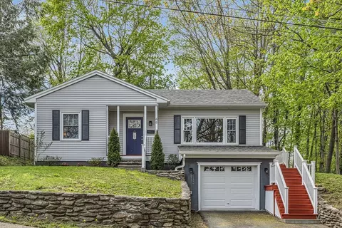 48 Winslow St, Gardner, MA 01440