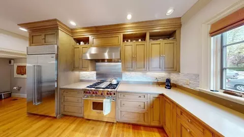 Kitchen - 37 Evans Rd, Brookline, MA 02445 photo 3 of 4