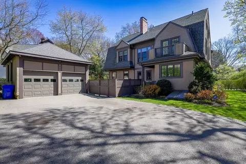 37 Evans Rd, Brookline, MA 02445