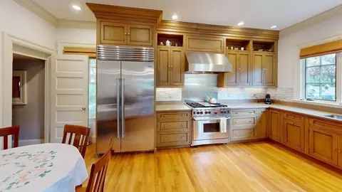 Kitchen - 37 Evans Rd, Brookline, MA 02445 photo 2 of 4