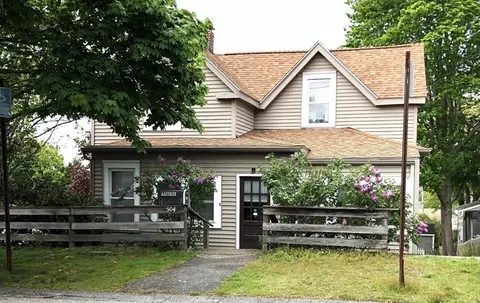 504 Prescott St, New Bedford, MA 02745