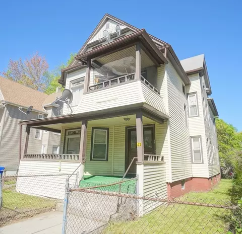 42 Hall St, Springfield, MA 01108