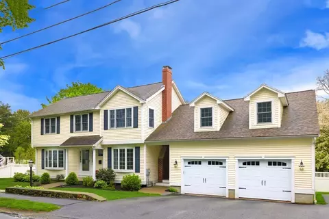 32 Sturges Rd, Reading, MA 01867