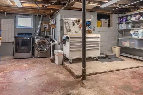 259 Harkness Ave, Springfield, MA 01118 photo 30