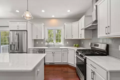 209 Cherry Tree Ln, Groton, MA 01450 photo 2