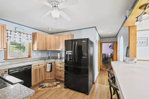 8 Fairfield St, Webster, MA 01570 photo 18