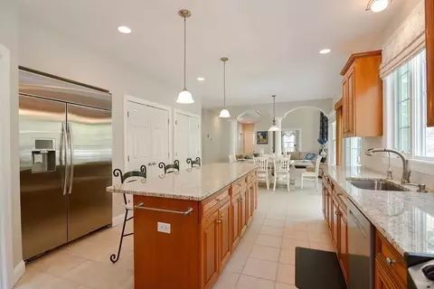 109 Fall Ln, Franklin, MA 02038 photo 5
