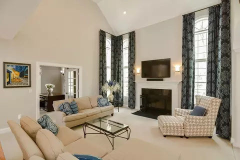 109 Fall Ln, Franklin, MA 02038 photo 10