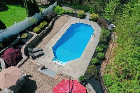 109 Fall Ln, Franklin, MA 02038 photo 39