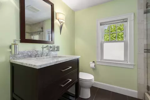 12 Maple Rd, Melrose, MA 02176 photo 16