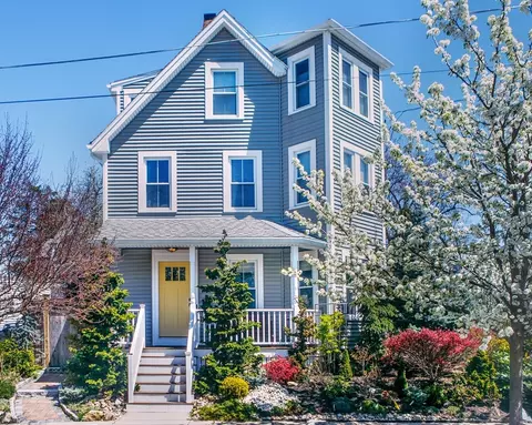 1 Sewall St, Melrose, MA 02176