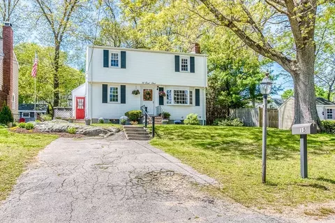 15 Locust St, Dedham, MA 02026 photo 4