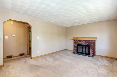 15 Locust St, Dedham, MA 02026 photo 6