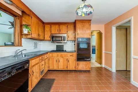 15 Locust St, Dedham, MA 02026 photo 13
