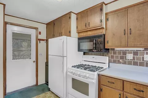 41 Murray Rd, Ashburnham, MA 01430 photo 4