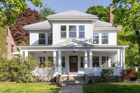 246 Lake Ave, Newton, MA 02461