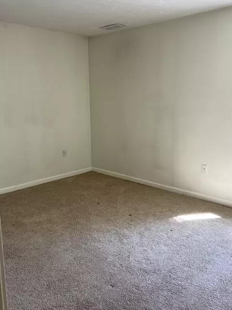 330 Sunderland Rd #55, Worcester, MA 01604 photo 19