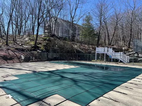 330 Sunderland Rd #55, Worcester, MA 01604 photo 4