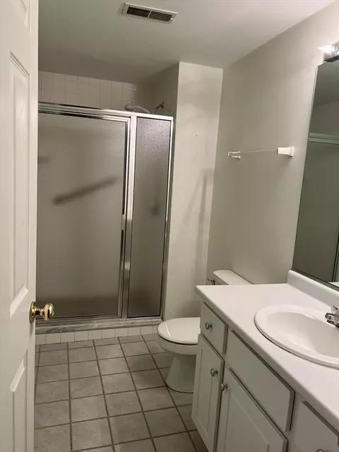 330 Sunderland Rd #55, Worcester, MA 01604 photo 17