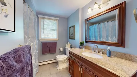 Bath - 39 Riverside Dr, Reading, MA 01867 photo 1 of 2
