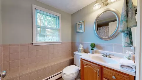 Bath - 39 Riverside Dr, Reading, MA 01867 photo 2 of 2